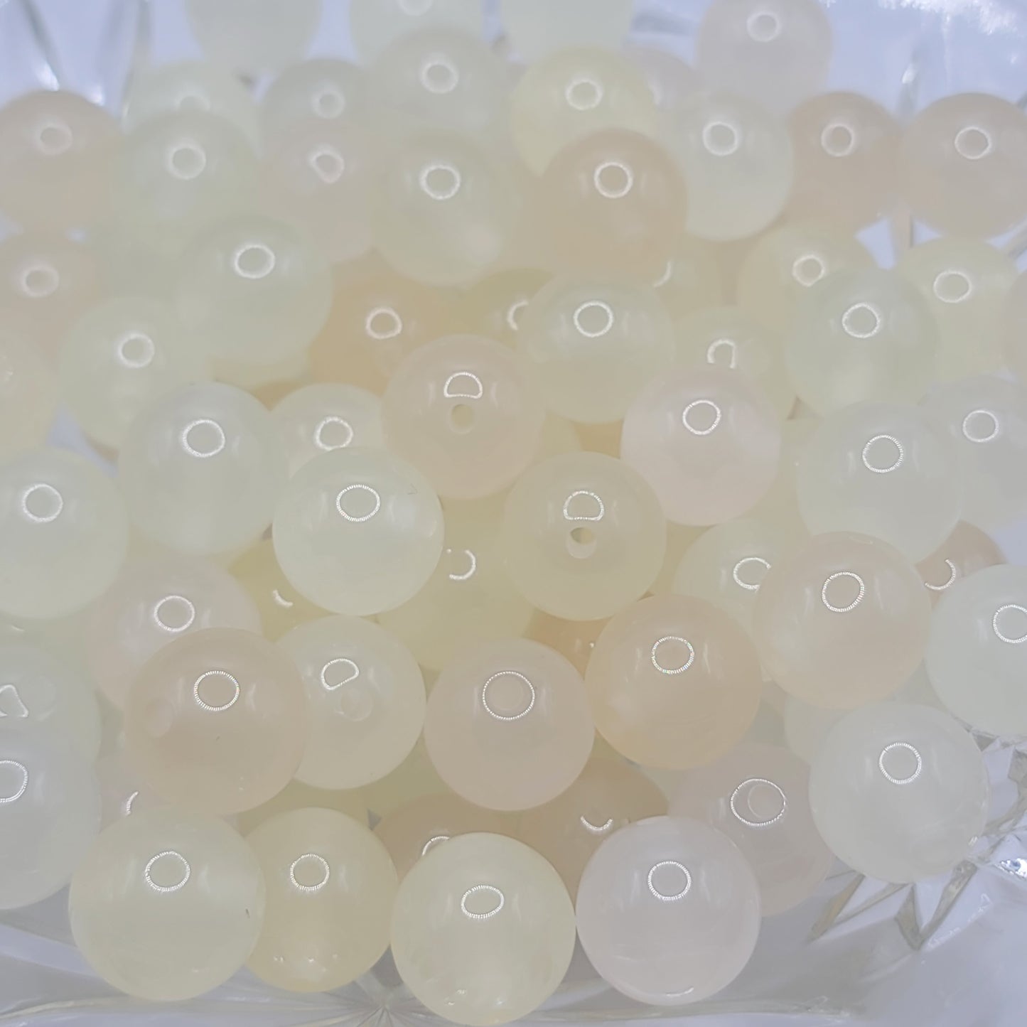 16MM color changing glow in the dark beads