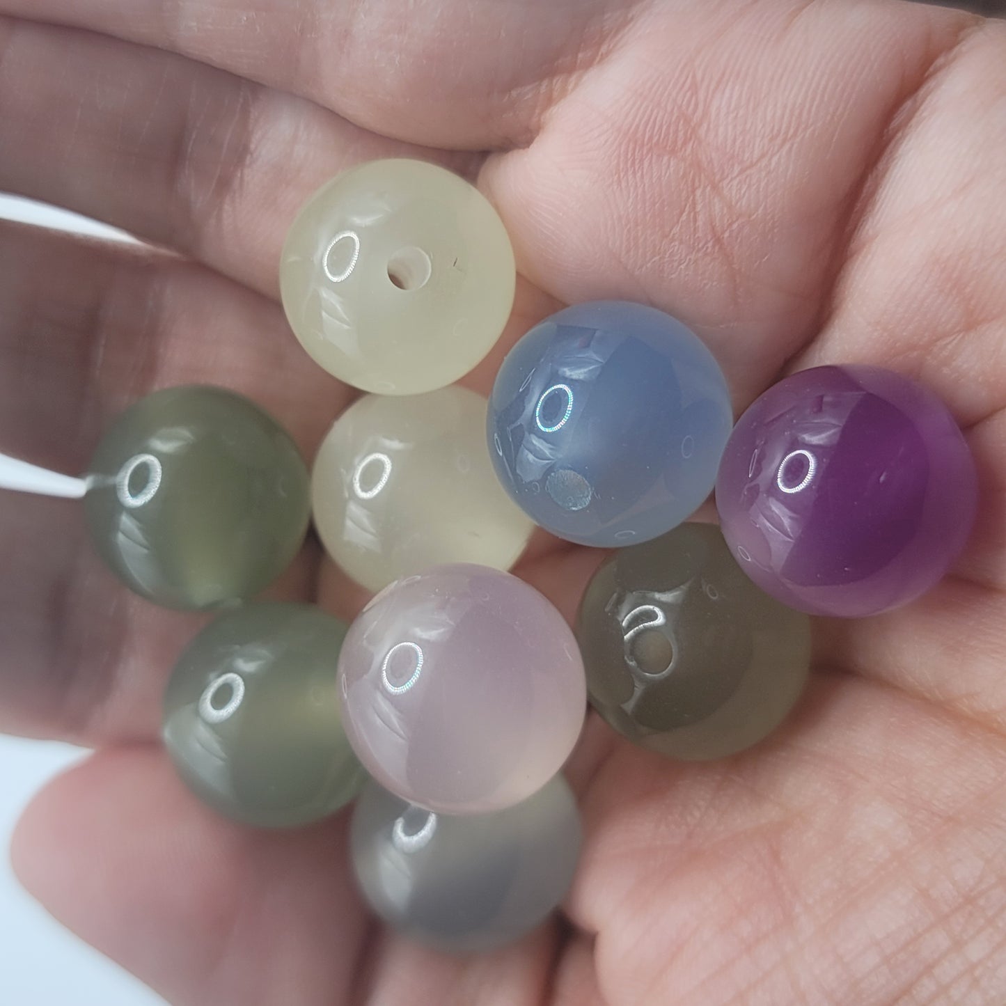 16MM color changing glow in the dark beads