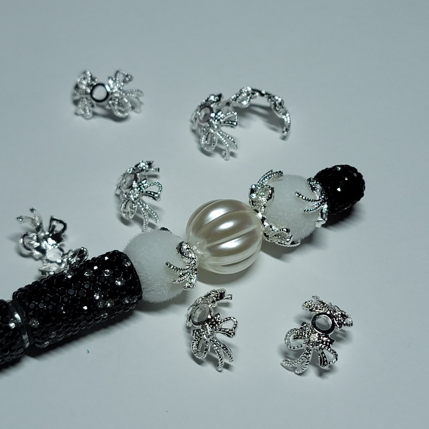 Metallic bow bead caps, 16MM