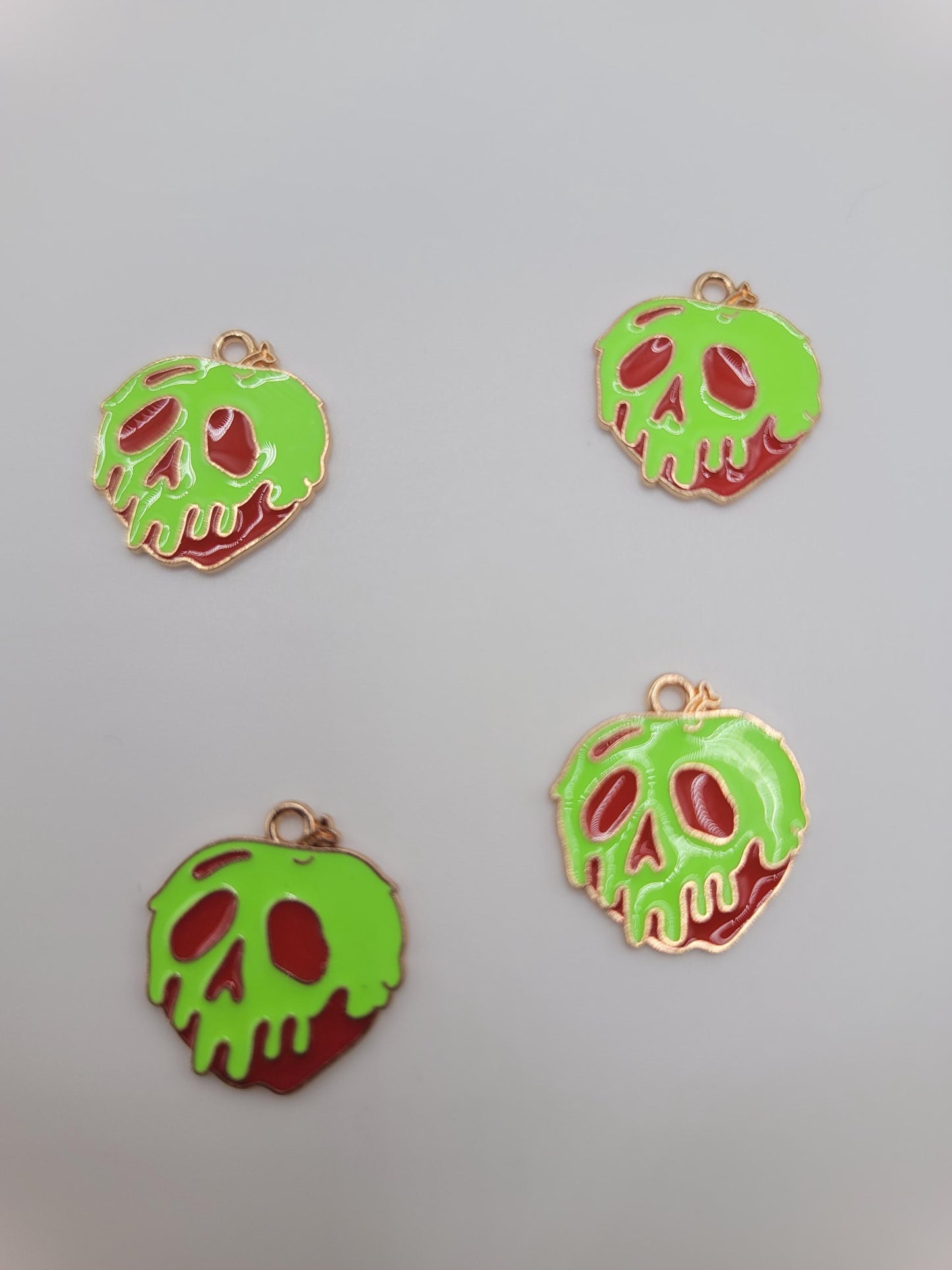 Poison Apple Skull Charms – Dripping Enamel Pendants,alloy metal gold colored