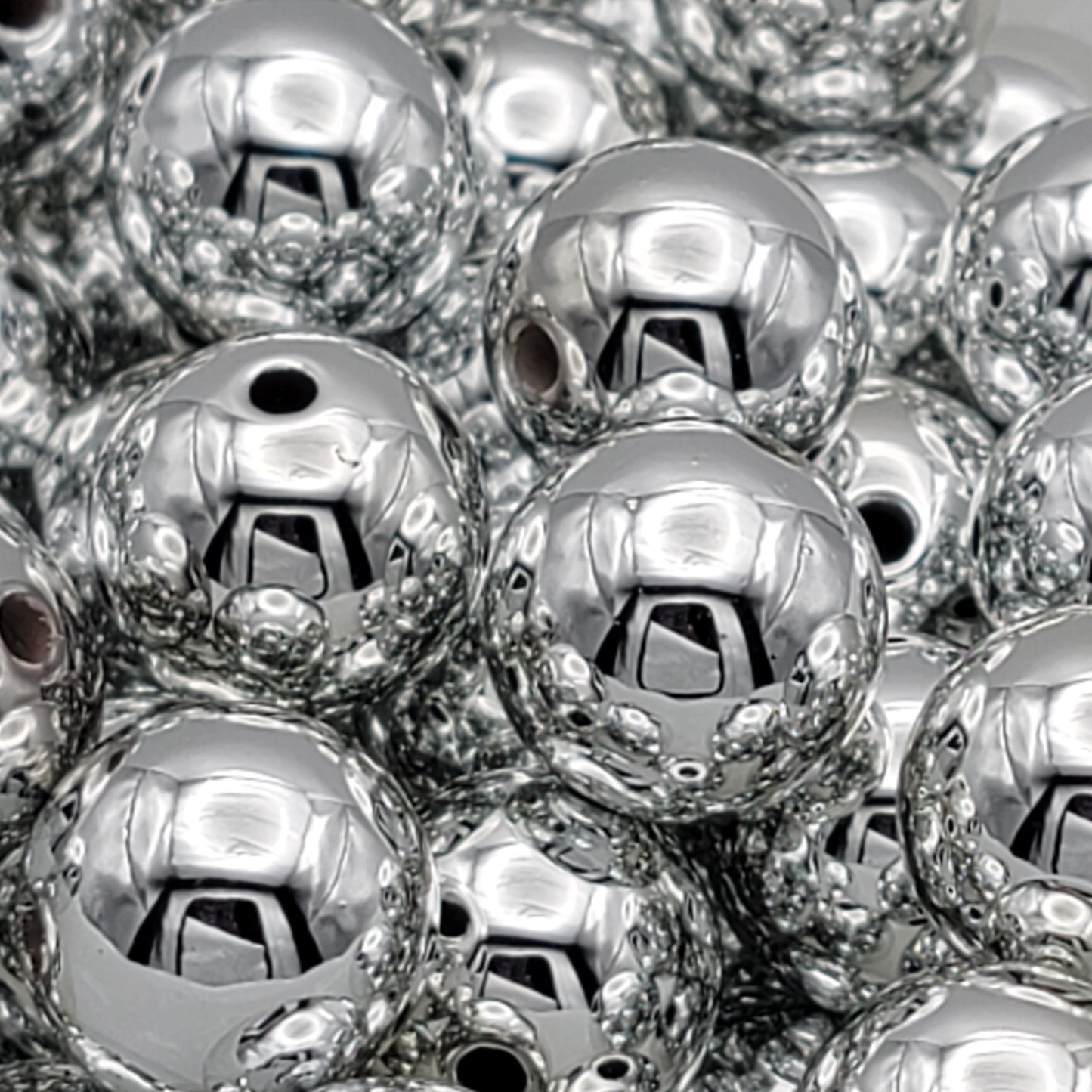 16MM Silver acrylic beads