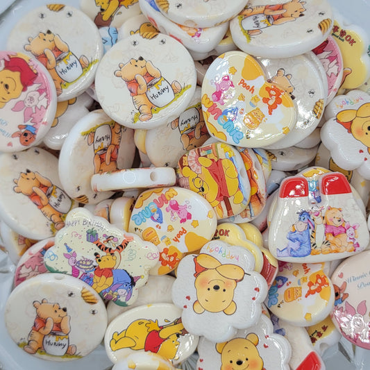 Honey bear shaped beads, 10 pieces mixed