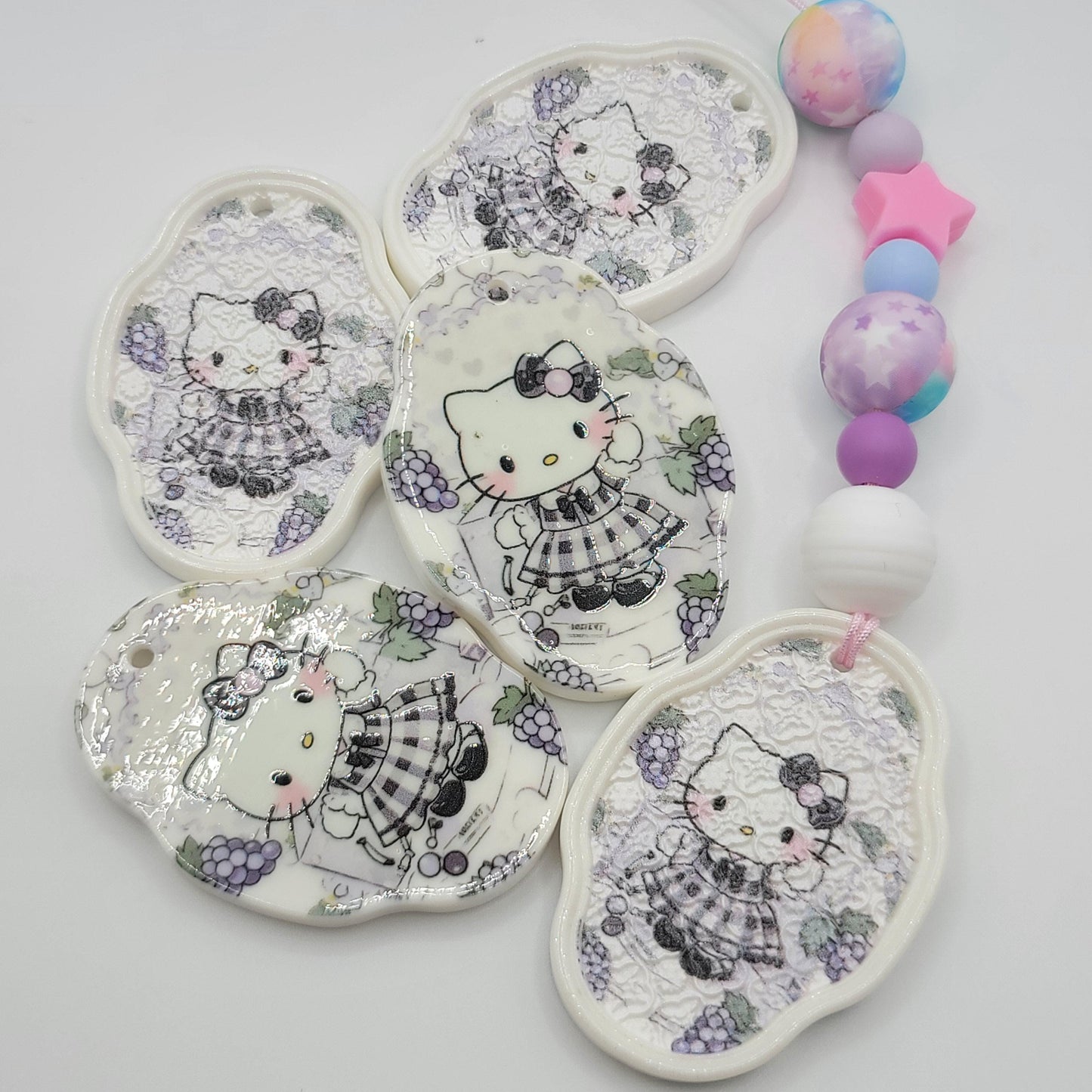 HK kawaii pendant, double sided, 2 pieces