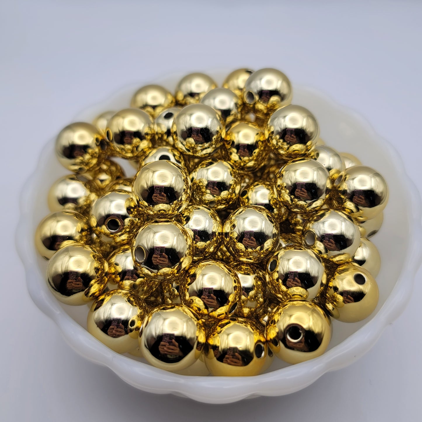 16MM Gold acrylic beads